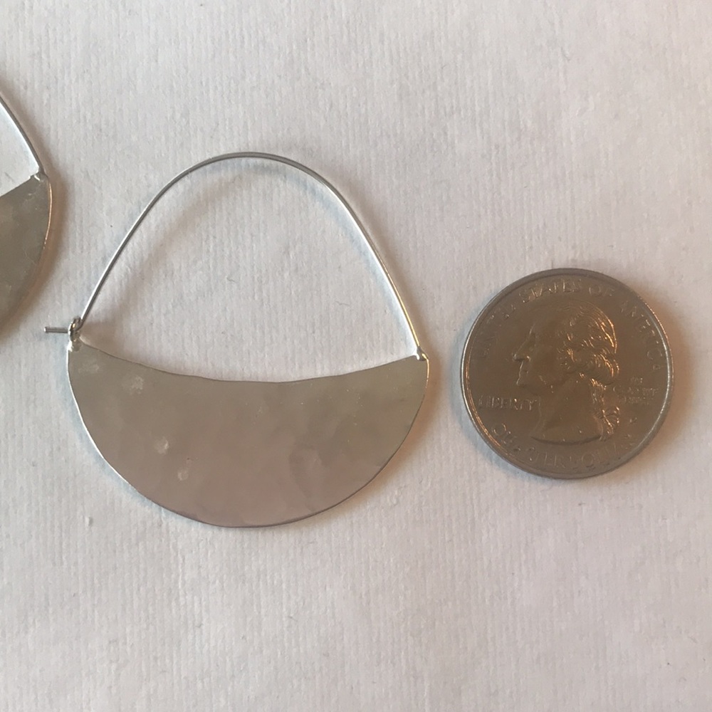 Everri Hammered Half-Moon Hoop Earrings - Picture 8 of 14